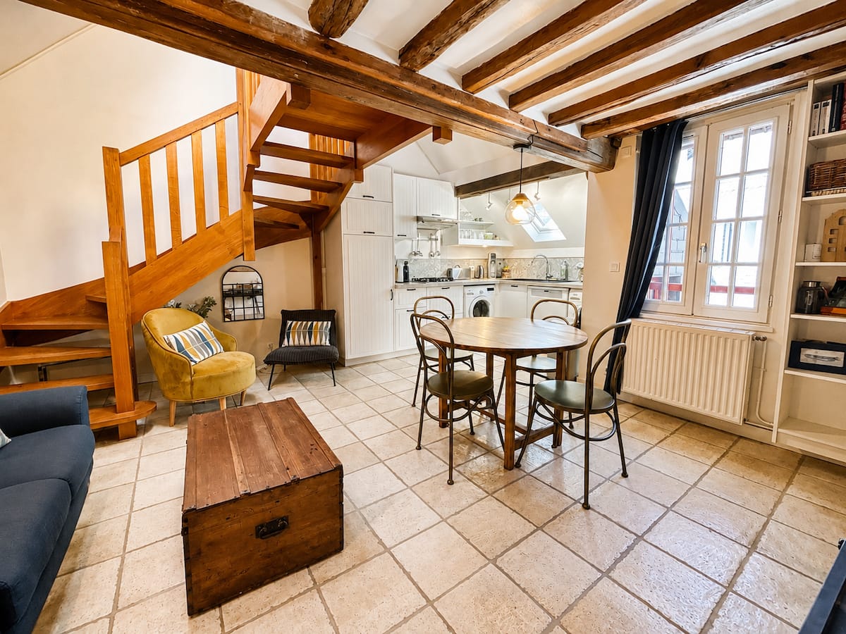 L’escalier d’Honfleur, duplex place Saint-Léonard